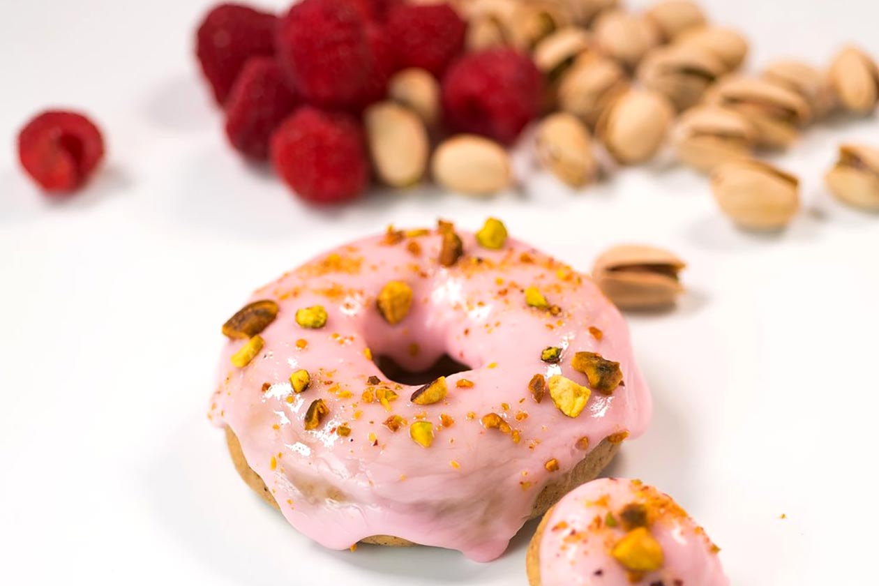 raspberry pistacchio dough bar doughnut