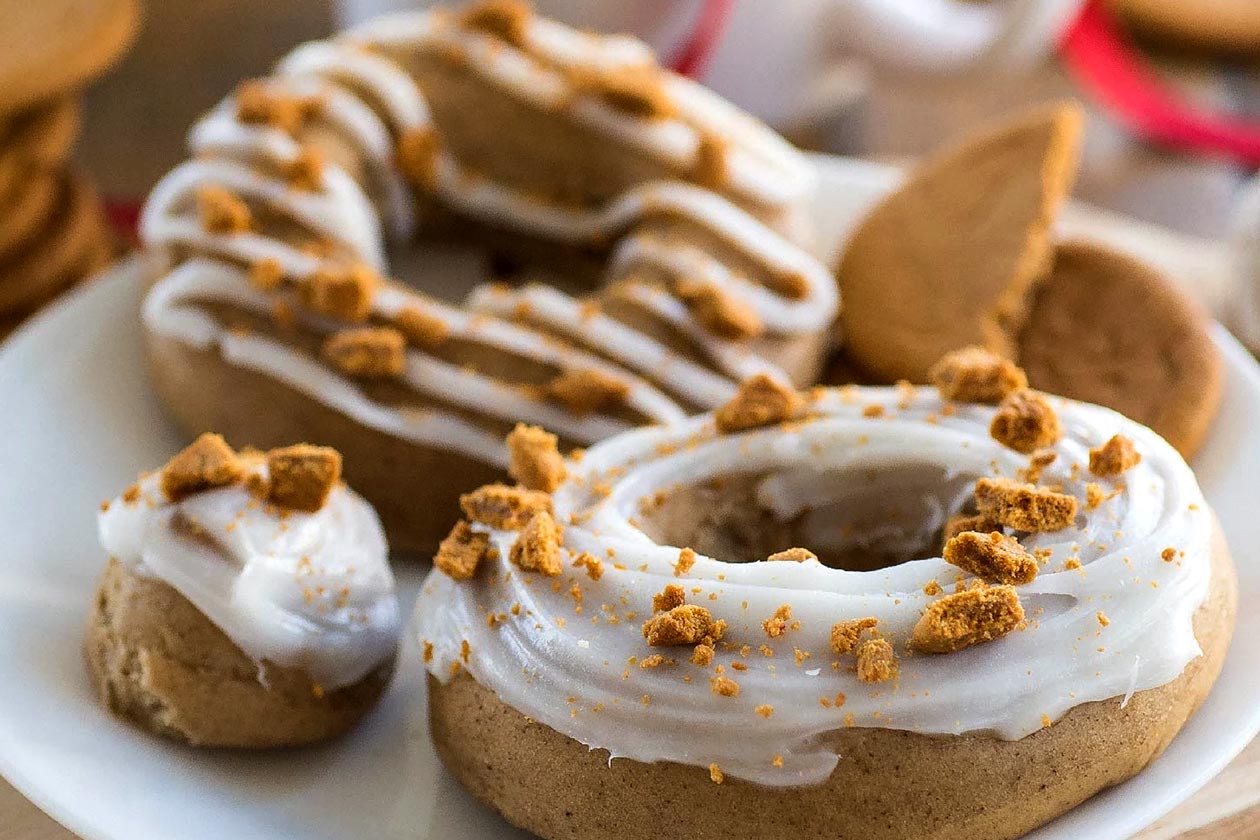 gingerbread cheesecake protein doughnut